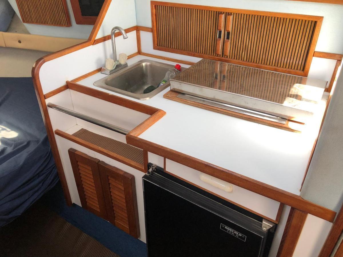 Barco Tuareg Hotel Puerto Calero Ngoại thất bức ảnh
